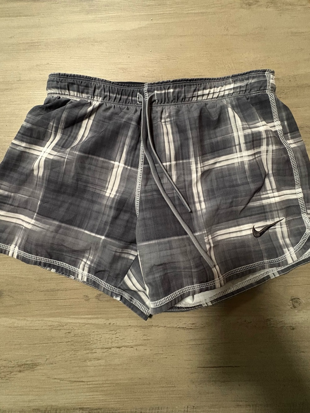 Nike Women's Gray Plaid Athletic Shorts size XS